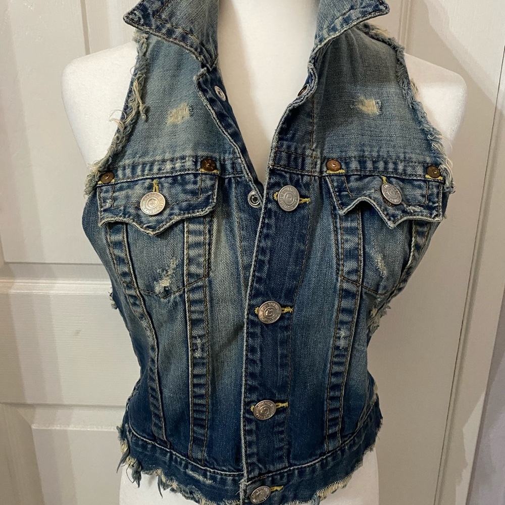 True religion vest size Medium